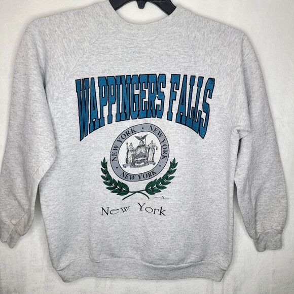 Vintage 1992 Wappingers Falls New York Sweater Size Medium - Picture 1 of 11